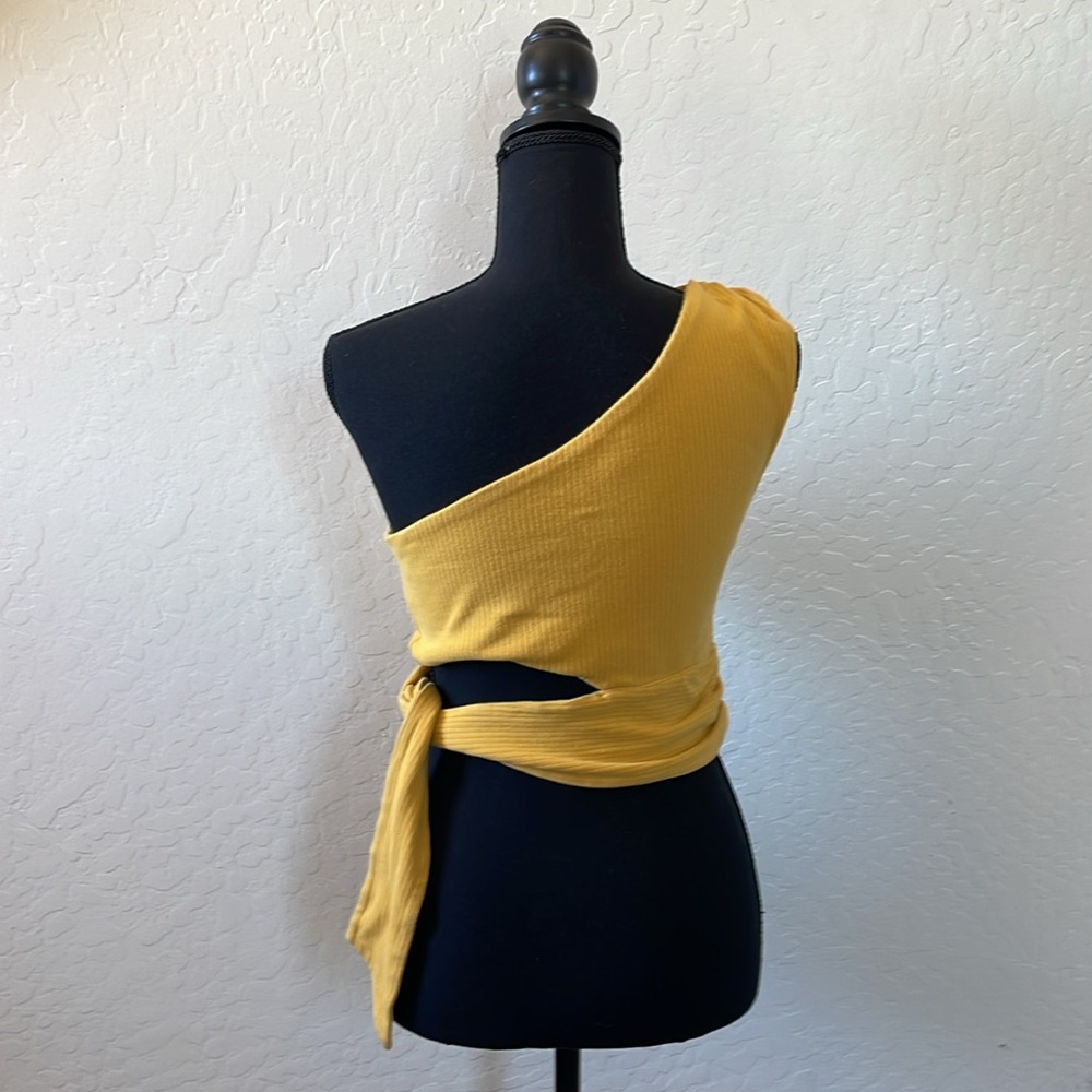 Yellow One-Shoulder Tie-Front Top - Picture 4 of 7